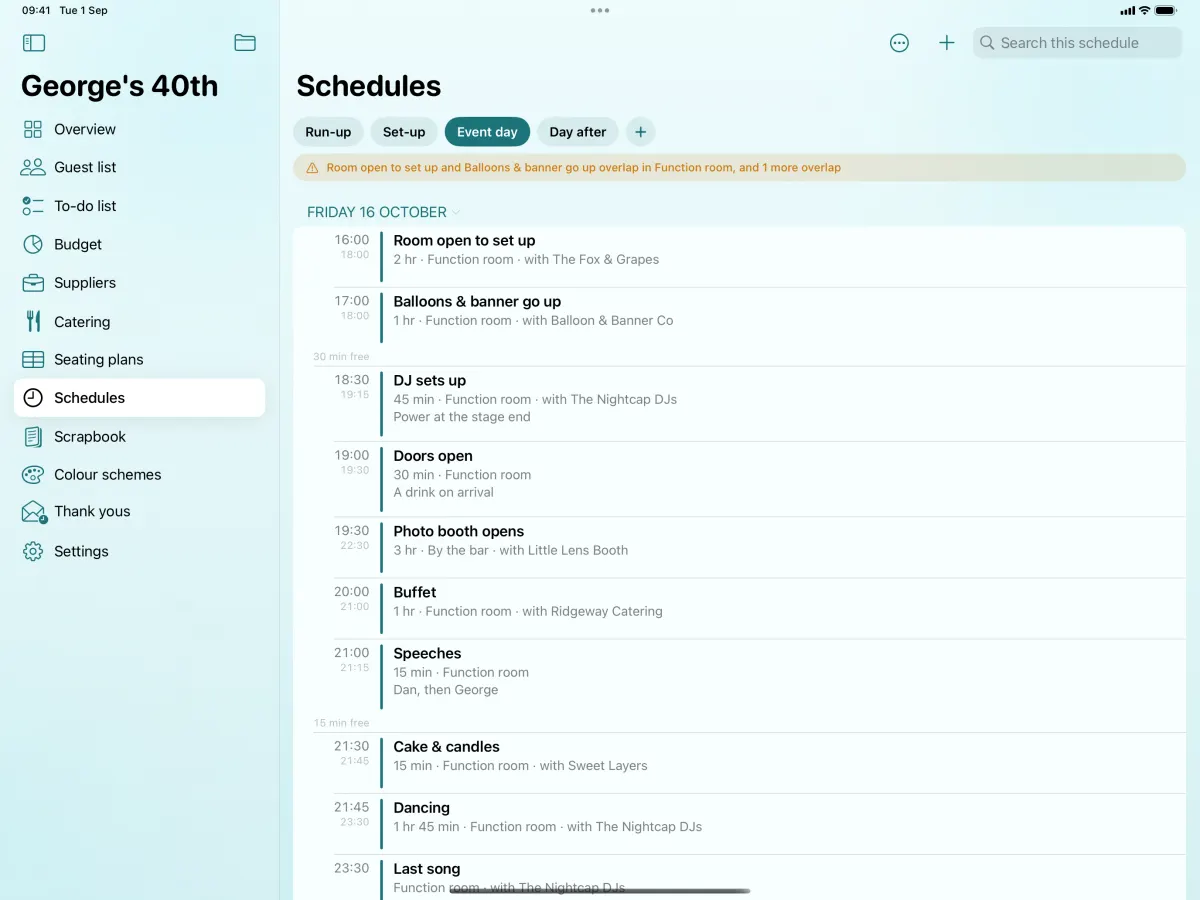 A running order on iPad: each entry with its time, length and place, and the free gaps marked between them.